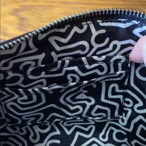 Authentic Coach x Keith Haring NYC  crossbody - Picture 8 of 10